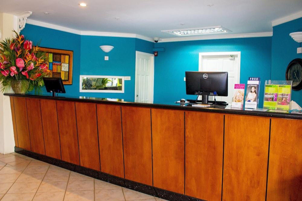 Bay Gardens Inn Νησίδα Γκρος Εξωτερικό φωτογραφία